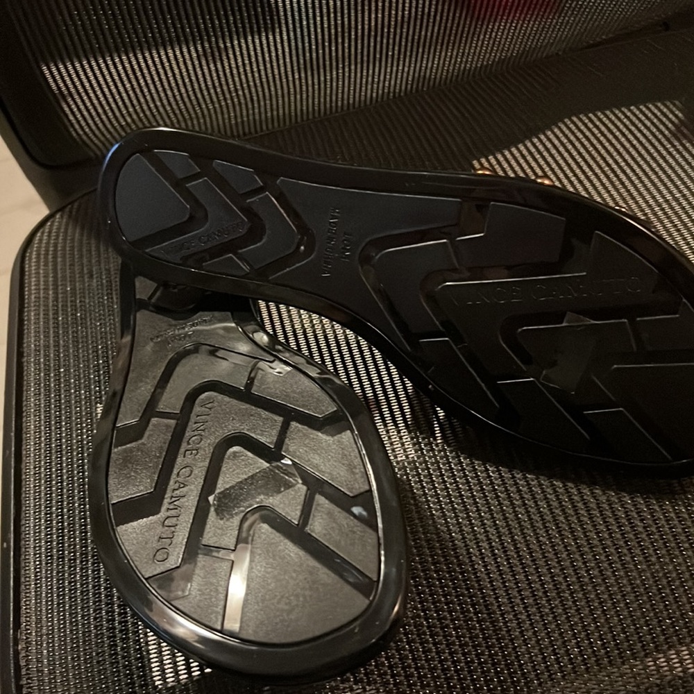Vince Camuto Slides View 3